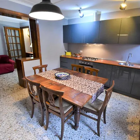 Apartment Apartment Casa San Vio By Interhome Venice